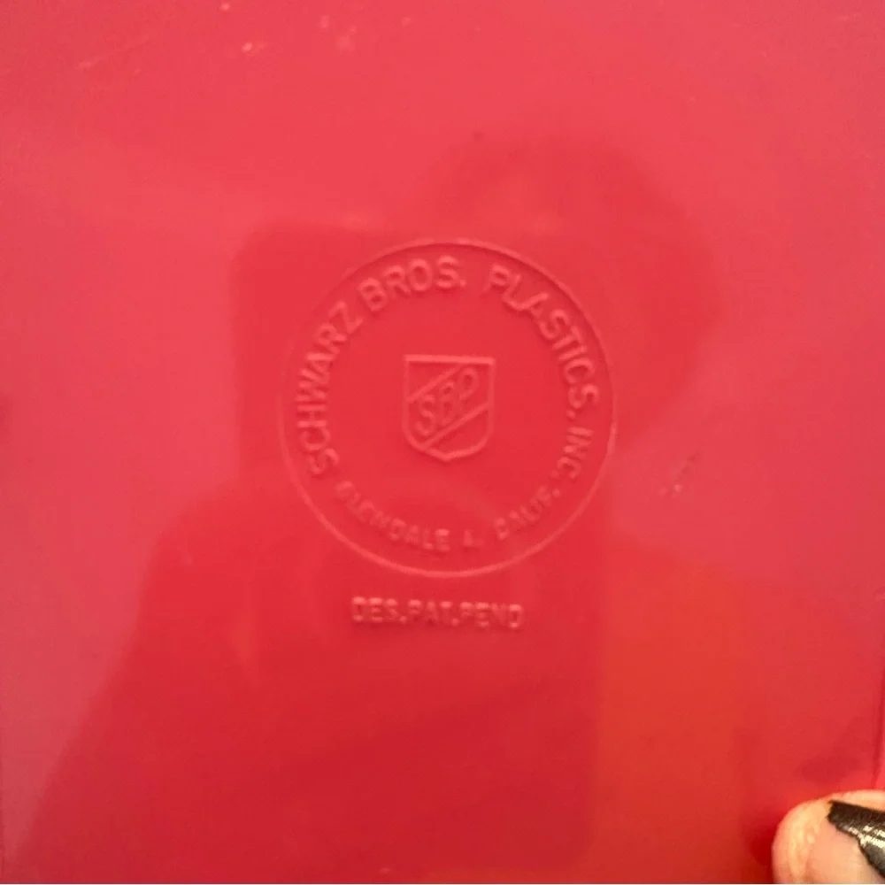 Schwarz Bros. Vintage 1950s Plastic HOT PINK Tissue Box
